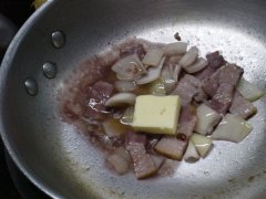 �p�X�^�}�j�A�̍����͋��΂ł����A�ƂĂ�����̂Œ��΂ɂď����΂��ʂ�����ԃ��C���ƃo�^�[�����܂�